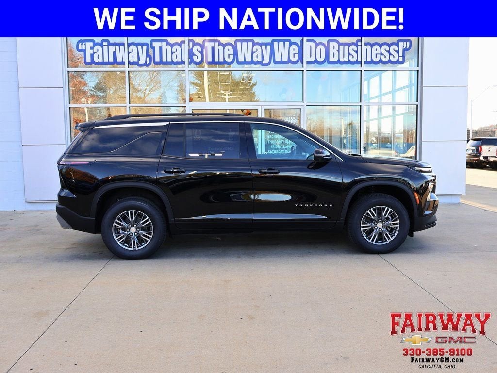 2026 Chevrolet Traverse LT in Mosaic Black Metallic — front three-quarter view