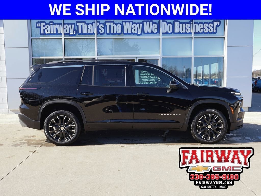 2026 Chevrolet Traverse LT in Mosaic Black Metallic — front three-quarter view