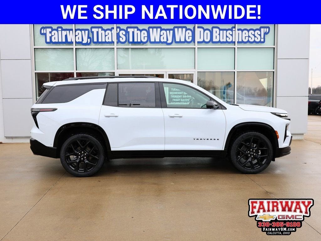2026 Chevrolet Traverse RS in Polar White Tricoat — front three-quarter view