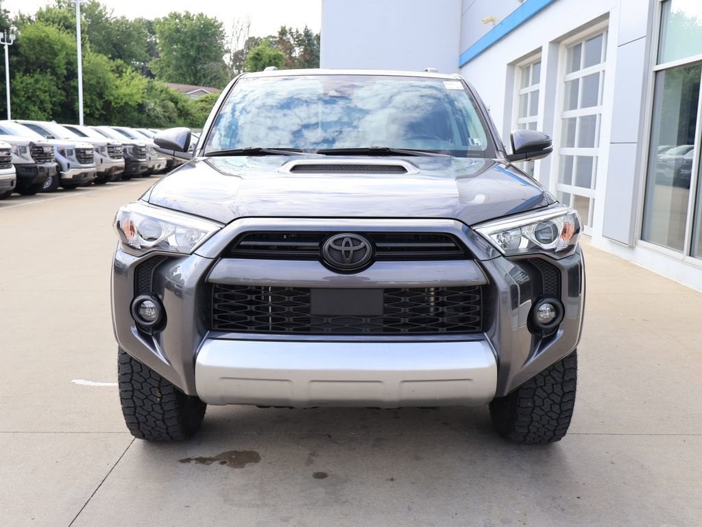 2023 Toyota 4Runner — detail view